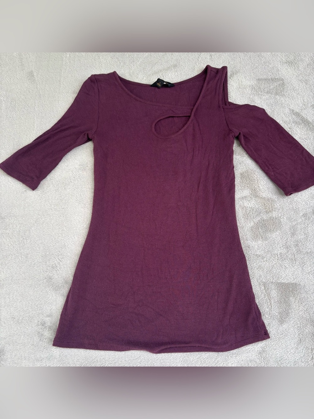 Goldray Garima Asymmetric Cold Shoulder Top Women’s Small Dark Mauve READ